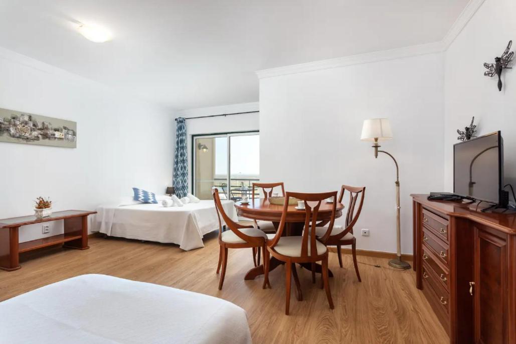 Blife Vitorya Private Rooms ファロ エクステリア 写真
